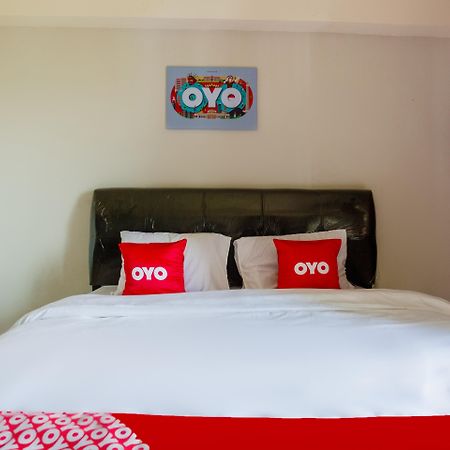 Oyo 2582 Apartemen Serpong Green View Τάνγκερανγκ Εξωτερικό φωτογραφία